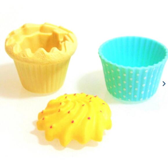 American Girl Doll STACKING CUPCAKE Muffin 3PC Baking Accessory Treat Food - Picture 3 of 8